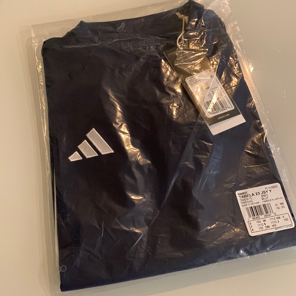 Adidas Tabela 23 soccer jersey - size M (11-12Y) - Picture 9 of 13